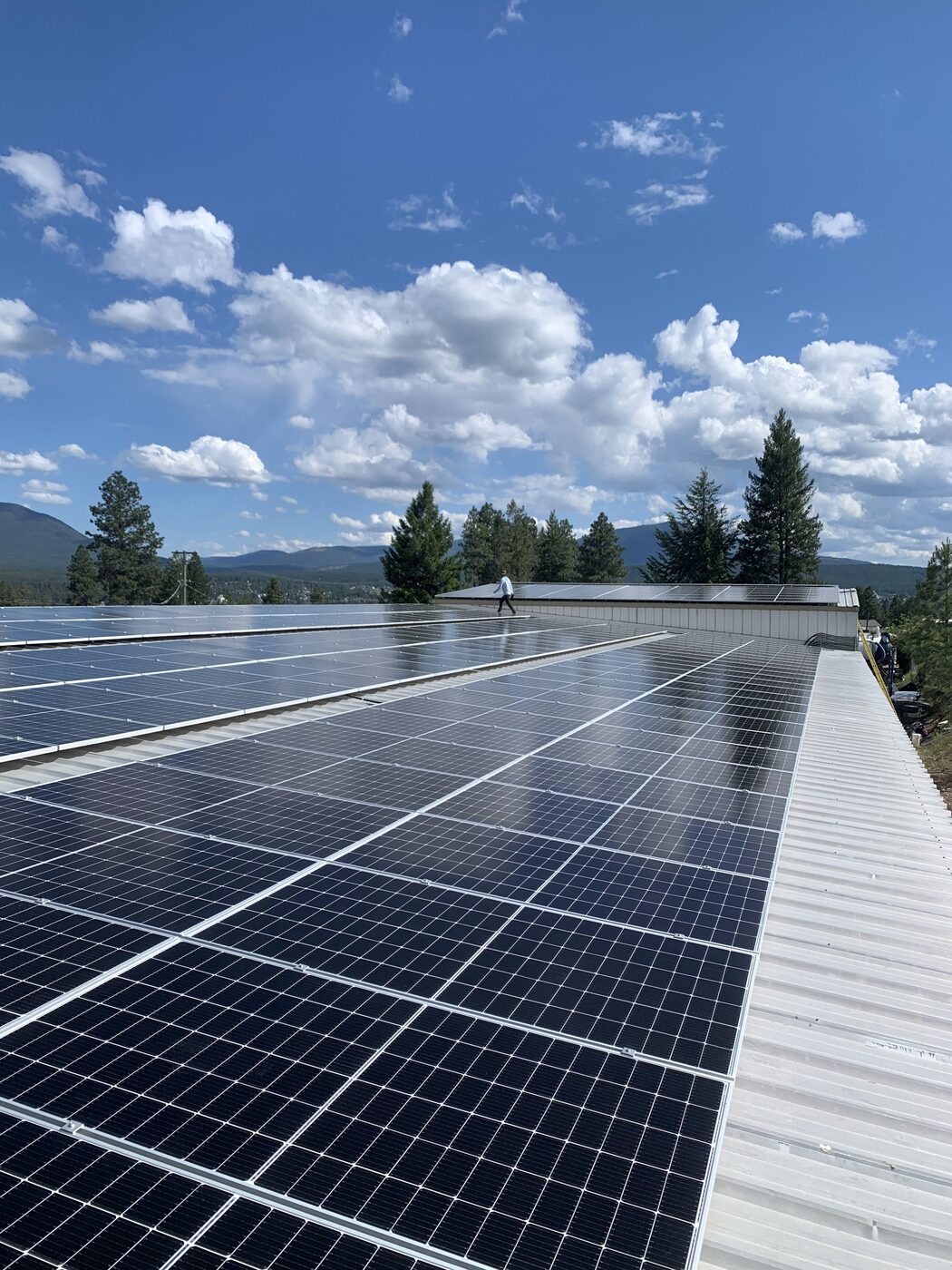 Large farm building solar installation